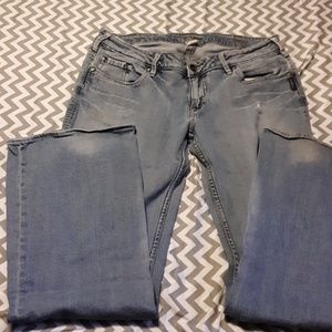Silver 33 x 33 Jeans Lael Distressed